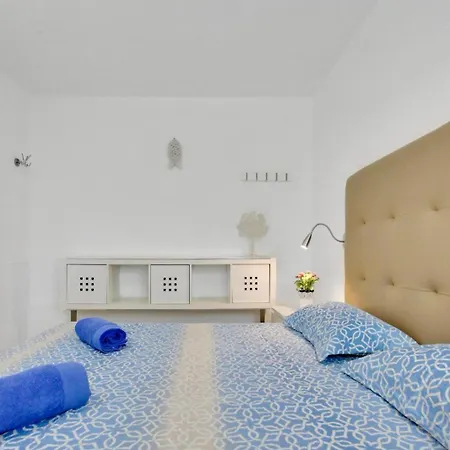 Ponderosa With Ocean View 阿德耶