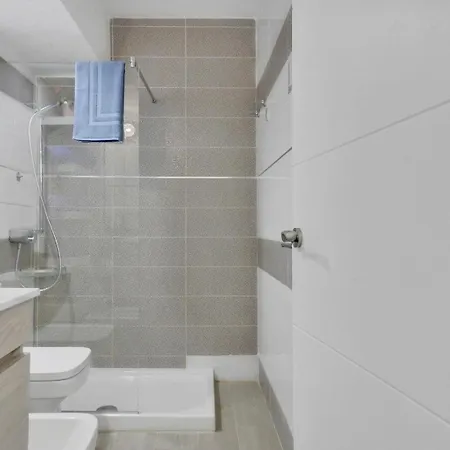 Ponderosa With Ocean View Apartment